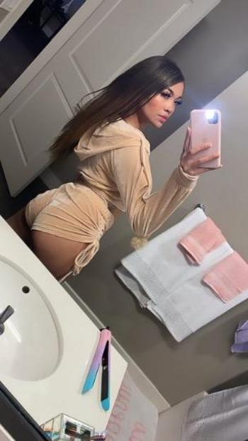  442-298-7709, 29  female escort, Concord